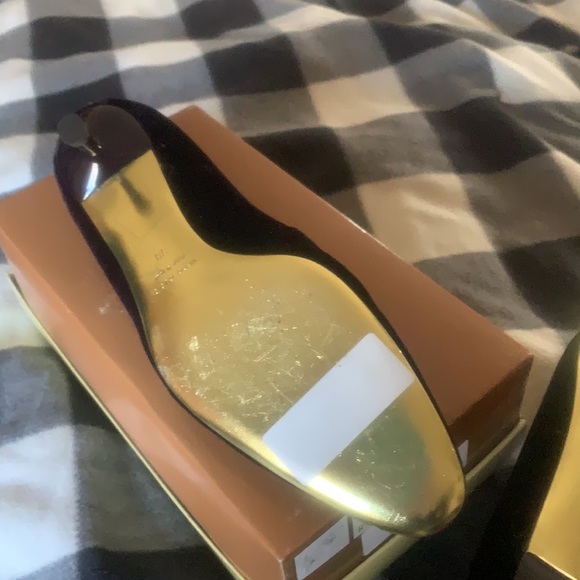 VINTAGE VERO CUOIO VELVET ITALIAN KITTEN HEEL PUMPS - Picture 4 of 7